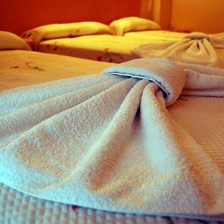 Hostal Stop Cantalejo Δωμάτιο φωτογραφία