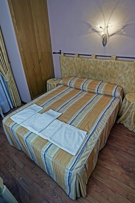 Hostal Stop Cantalejo Δωμάτιο φωτογραφία