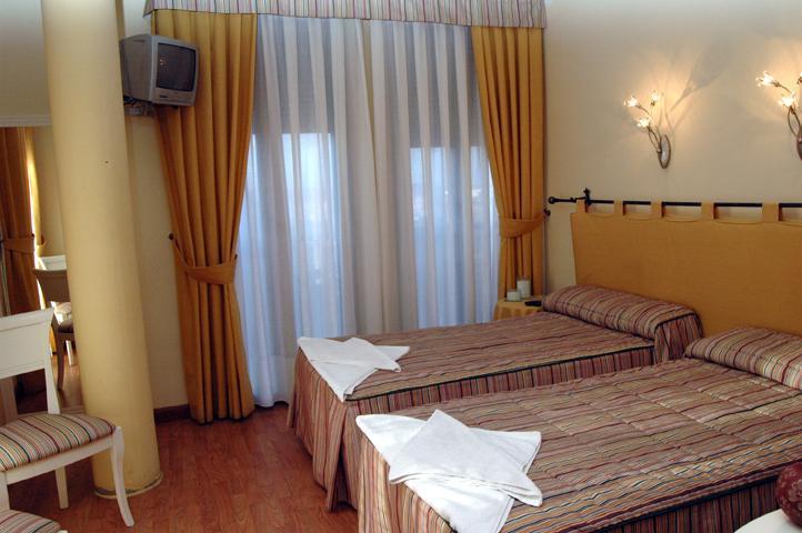 Hostal Stop Cantalejo Εξωτερικό φωτογραφία